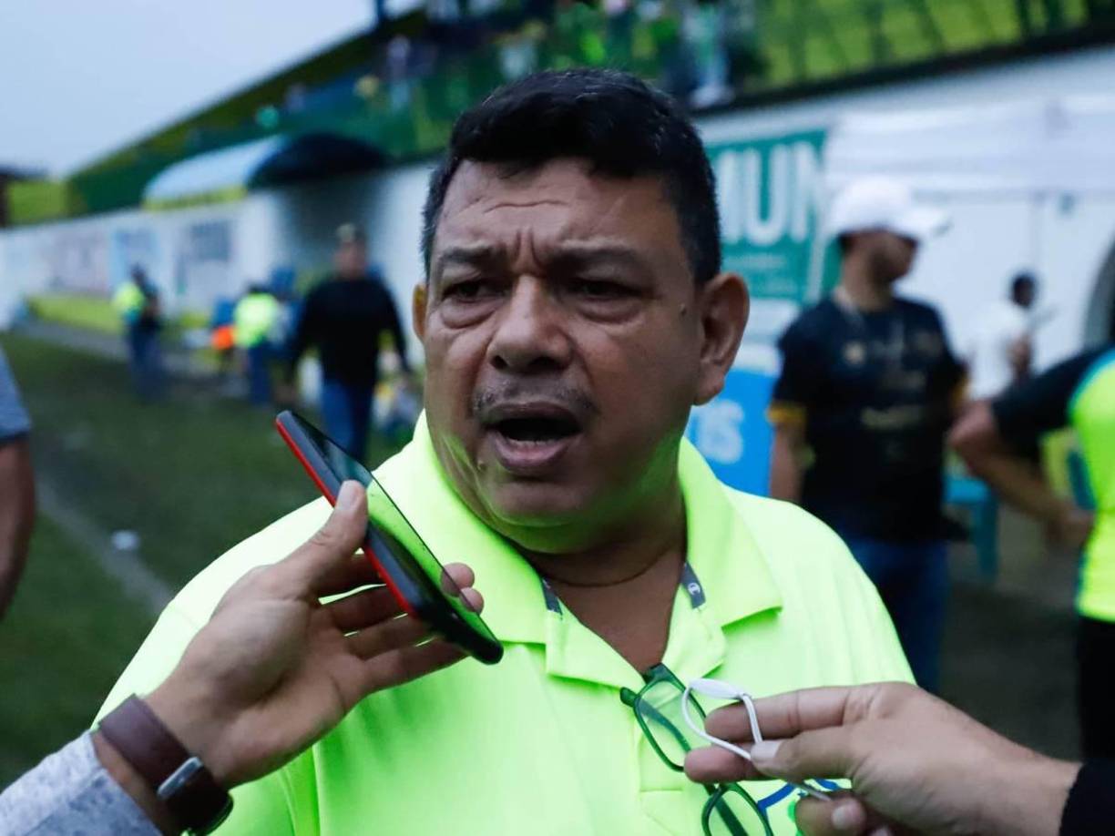 Por otra parte, García le dejó un mensaje a Olimpia, club al que achaca de arrebatar futbolistas que los necesita para tenerlos sentados en el banquillo de suplentes.