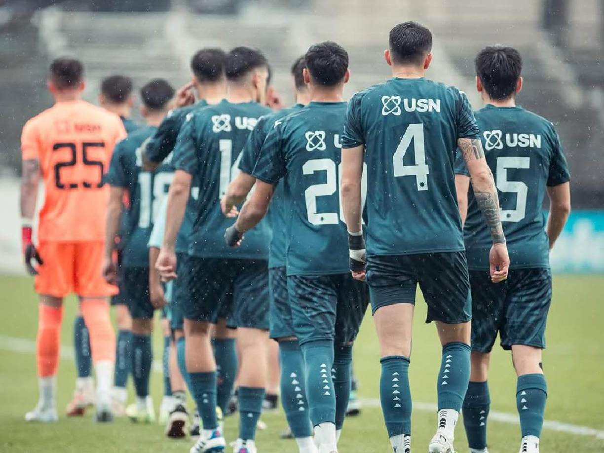 Luego de lo sucedido, el presunto culpable se refugió en la casa de su familia política, pero El País reveló que un grupo de vecinos molestos por lo que pasó, intentaron tomar represalias.