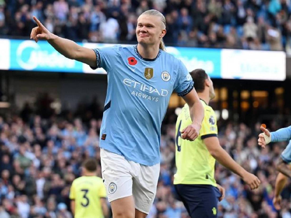 Según informa talkSport, el Manchester City ahora trabaja en la renovación de Haaland, quien habría puesto como condición mantener la cláusula de rescisión de 150 millones de libras.