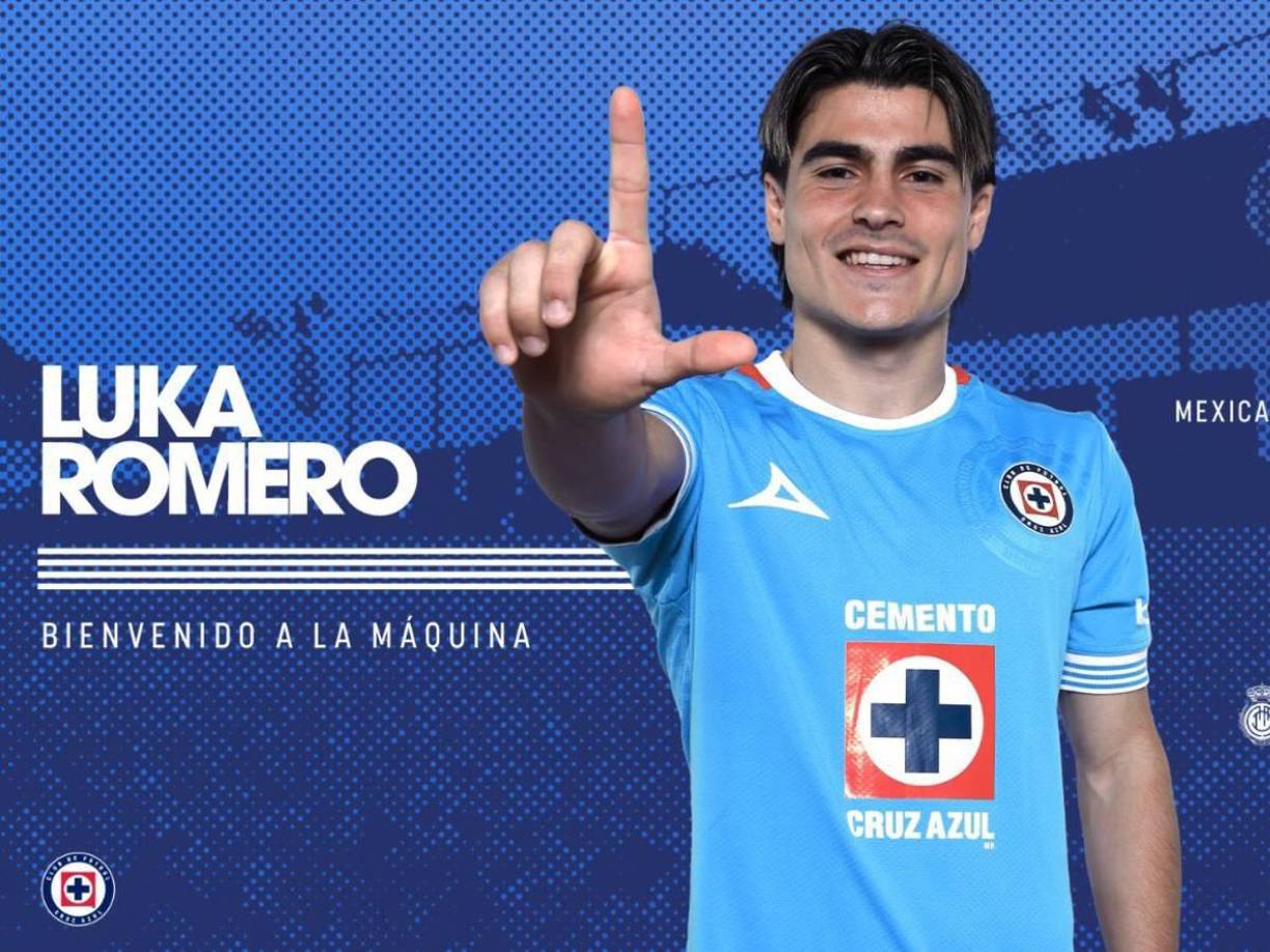 Bombazo en el fútbol mexicano. El volante argentino Luka Romero es nuevo jugador del Cruz Azul, llega procedente del Deportivo Alavés de España y su ficha le pertenece al AC Milan.