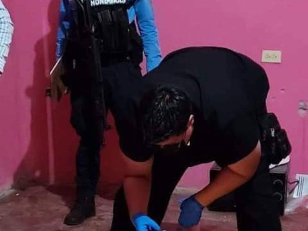 Los cuerpos fueron levantados de la escena del crimen y trasladados a la morgue de Tegucigalpa.