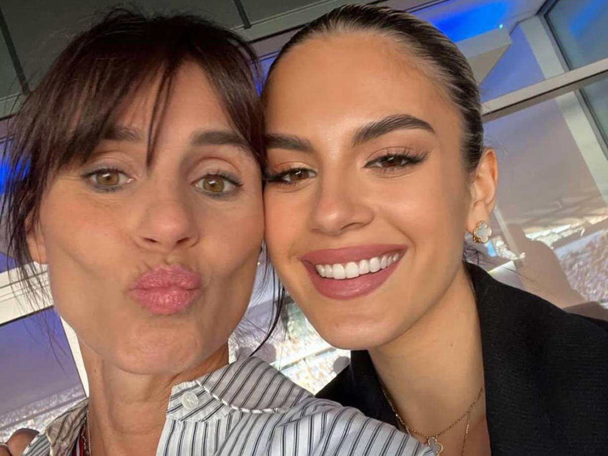 María ha destacado la elegancia de su madre, un hecho que ha influido de manera decisiva en la forma de vestir del que fuera jugador y entrenador del FC Barcelona.