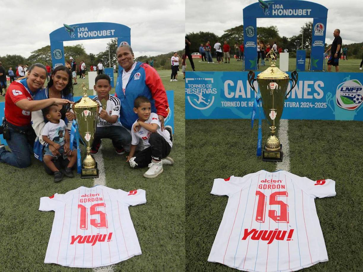 La familia de Demetri Gordon estuvo presente en la final y vivió un momento emotivo al celebrar con el trofeo y una camiseta del jugador del Olimpia que murió el 3 de noviembre.
