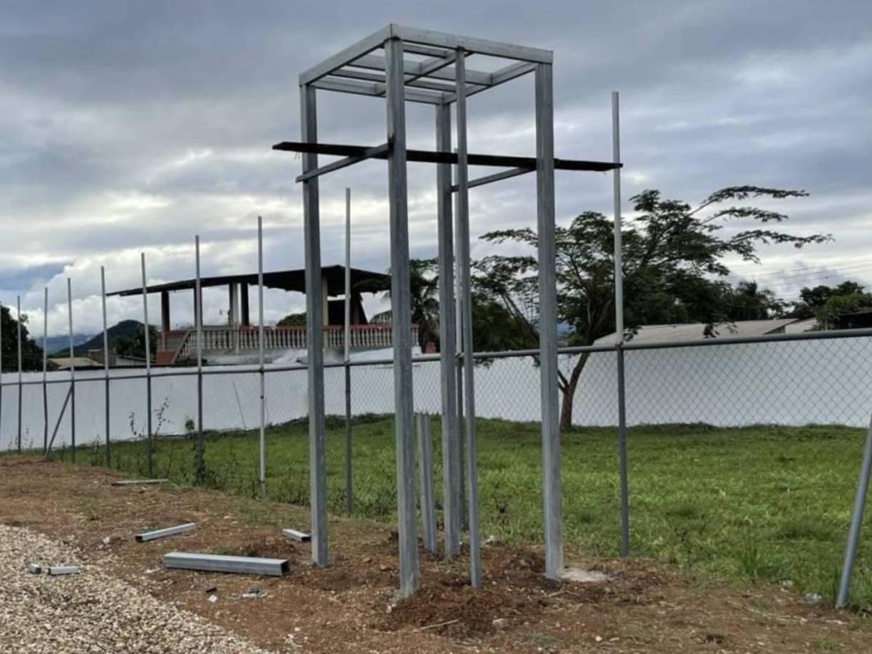 El traslado de sede del Juticalpa FC se debe al cambio de grama del estadio Juan Ramón Brevé Vargas de la ciudad de Juticalpa, Olancho, y de momento no tiene una fecha específica de entrega.