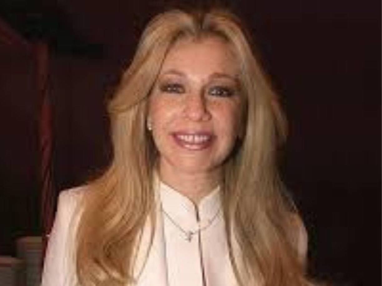 En este contexto, se considera que la muerte de Ernestina Sodi ocurrió por complicaciones de salud derivadas de dos infartos que la mantenían hospitalizada en terapia intensiva. 
