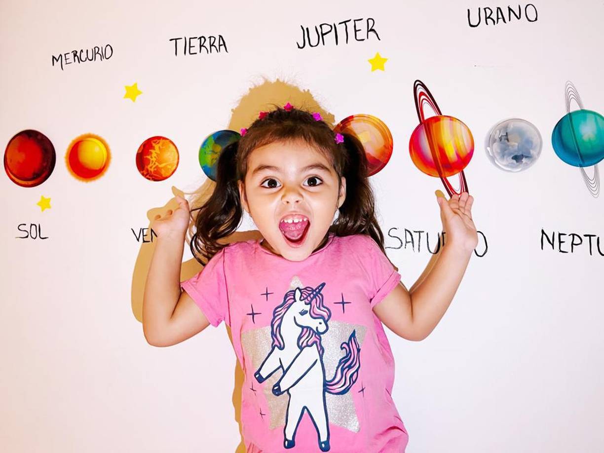 Los planetas del sistema solar tiene un video en YouTube 