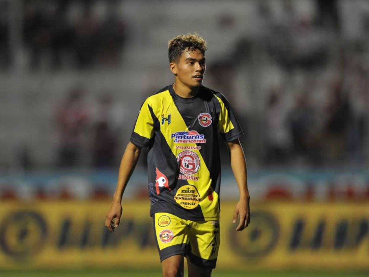 Caleb Tilguath - El hijo del extécnico Reynaldo Tilguath es uno de los futbolistas que sale del Génesis FC.