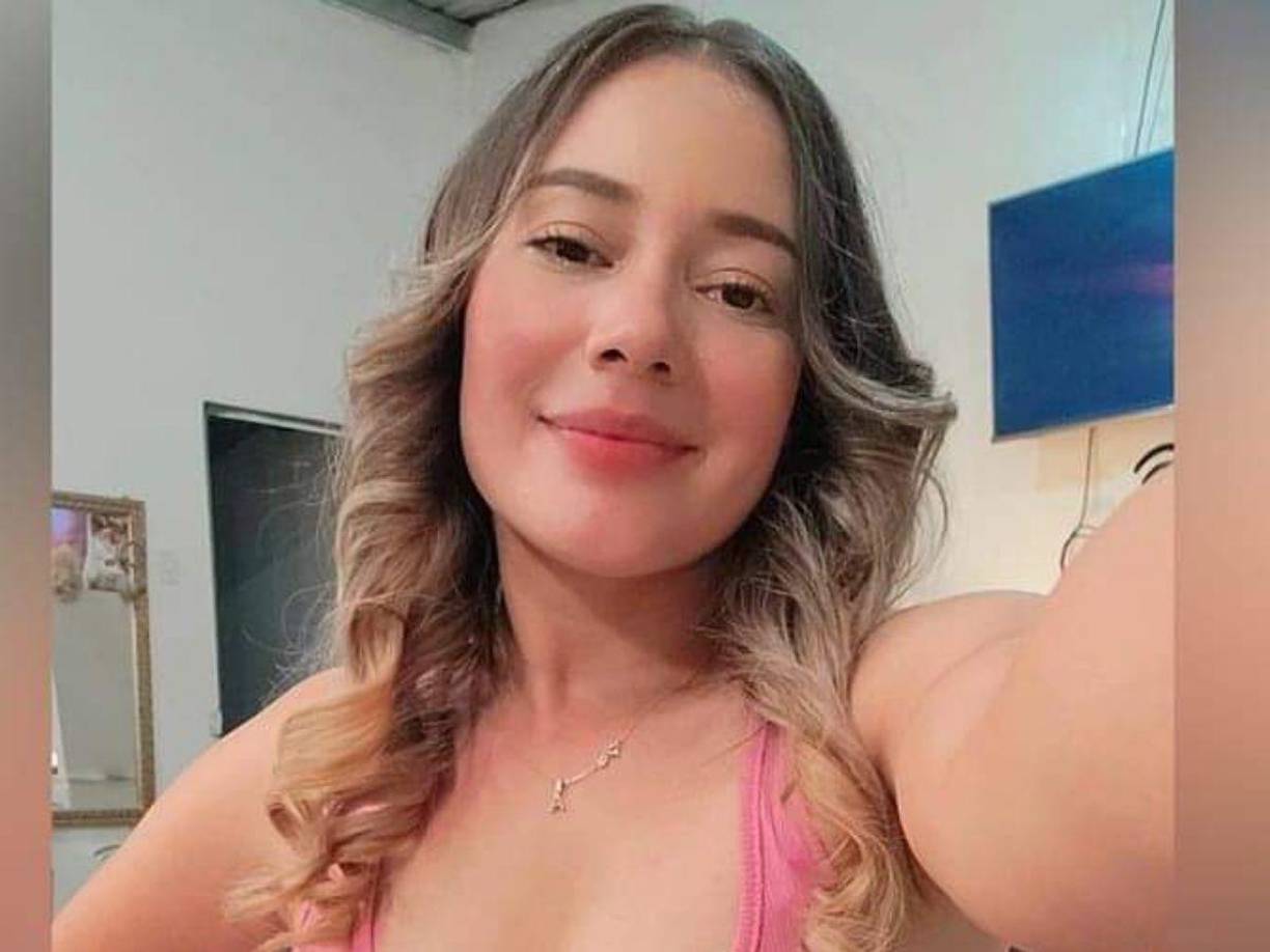 La joven Abigail Margoth Mercado Mendoza, de 28 años de edad, fue separada de su cargo por el INM en medio de investigaciones en su contra. 