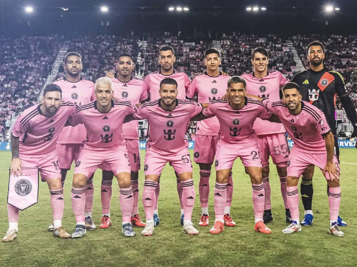 Inter Miami CF (ESTADOS UNIDOS): Se clasificó para la primera ronda tras asegurarse un lugar entre los dos siguientes mejores clubes en la clasificación del Supporters’ Shield de la MLS. Aún pueden asegurar un pase directo a los octavos de final si ganan la Copa MLS 2024. Esta será la segunda aparición del club después de su debut en 2023, cuando alcanzó los cuartos de final.