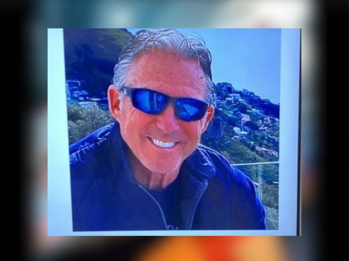 La víctima fue identificada como Hiltebeitel, de 65 años de edad, era un deportista destacado en el golf.