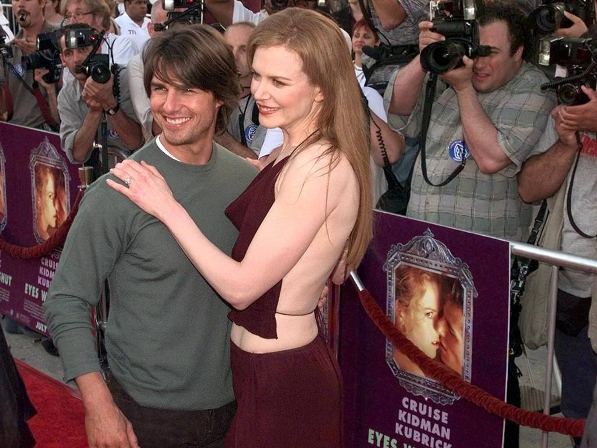 El escritor afirmó que las tácticas supuestamente utilizadas por la Iglesia funcionaron y que Cruise “fue atraído gradualmente de nuevo al mundo de la Cienciología”.