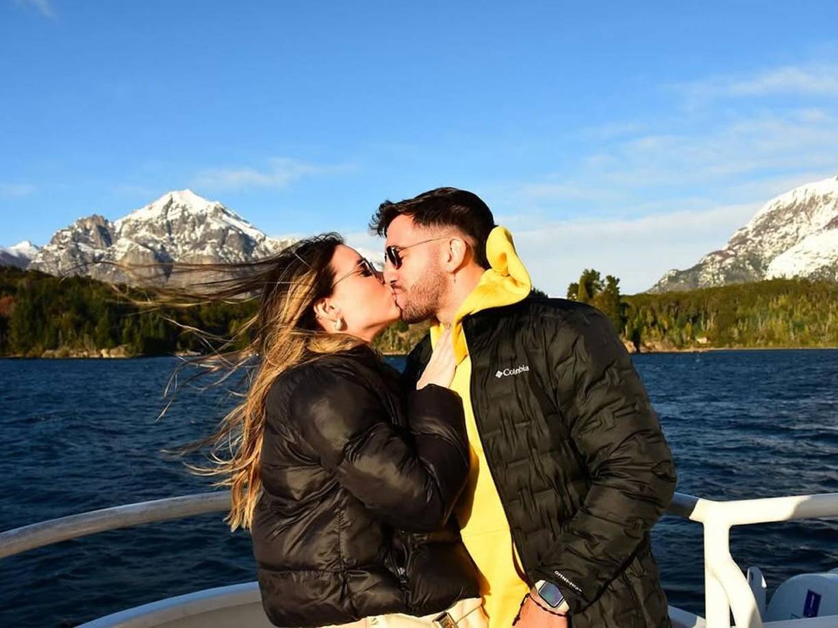 Agustín Auzmendi y Cecilia García derrochan su amor en las redes sociales. Se les ve muy enamorados.