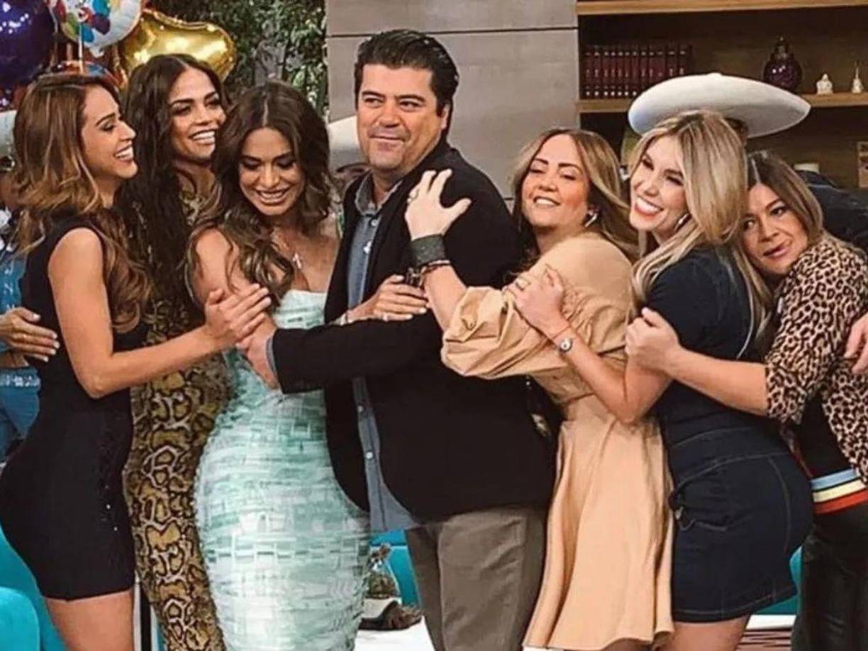 A pesar de que el mensaje es bastante conmovedor, Galilea Montijo continuará formando parte del equipo encabezado por Andrea Legarreta, Raúl “Negro” Araiza, Tania Rincón, Paul Stanley, Andrea Escalona y Arath de la Torre.