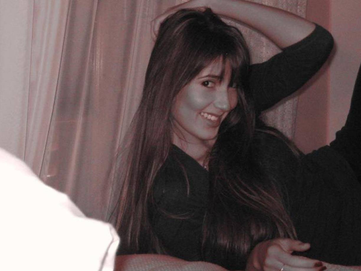 Hernán Felipe Herrera Larenas fue denunciado en mayo de 2021 por lesiones leves y amenazas en contexto de violencia intrafamiliar, siendo condenado a 250 días de presidio menor.