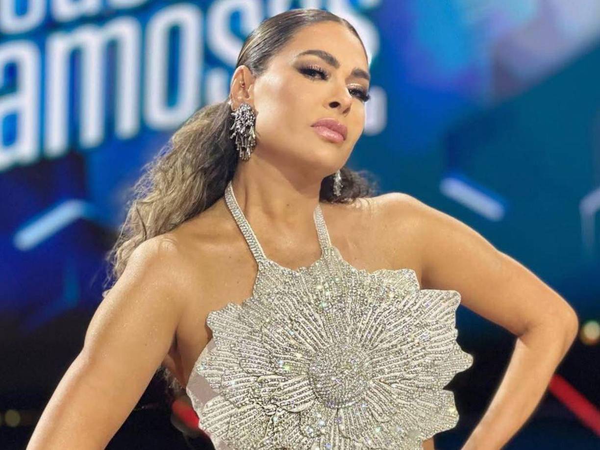 “Luego caen las lentejas al piso, y como loca, donde quiera que me agarren, en el suelo empiezo a recoger, las guardo en la bolsita, me las llevo y luego las pongo en un morralito en mi cartera”, añadió.