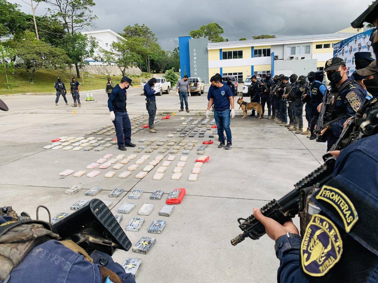 De momento, la Policía no ha informado sobre detenciones relacionadas al decomiso. 