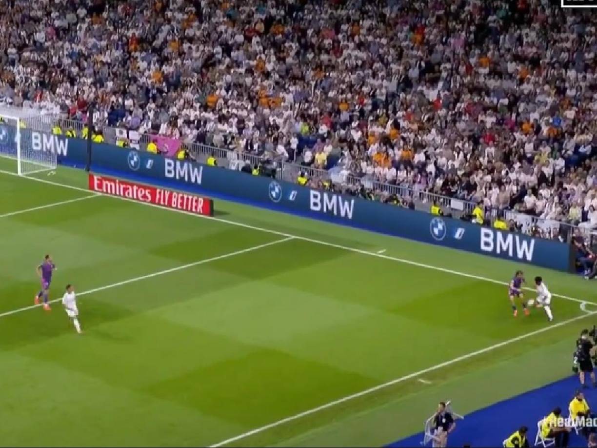 Con el partido sentenciado, apareció el hambre de éxito de Endrick.