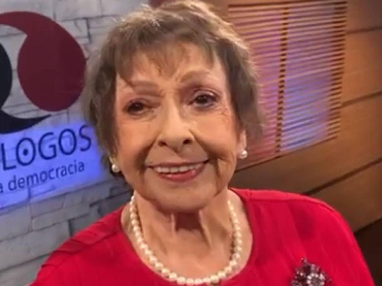 “Me gustaría que se hiciera una compañía de actores viejos, que nos tomaran en cuenta para trabajar, porque (México) es el único país que no le importan los actores viejos y es una aberración total, porque precisamente los actores viejos tenemos una experiencia inmensa que se pudiera aprovechar”.