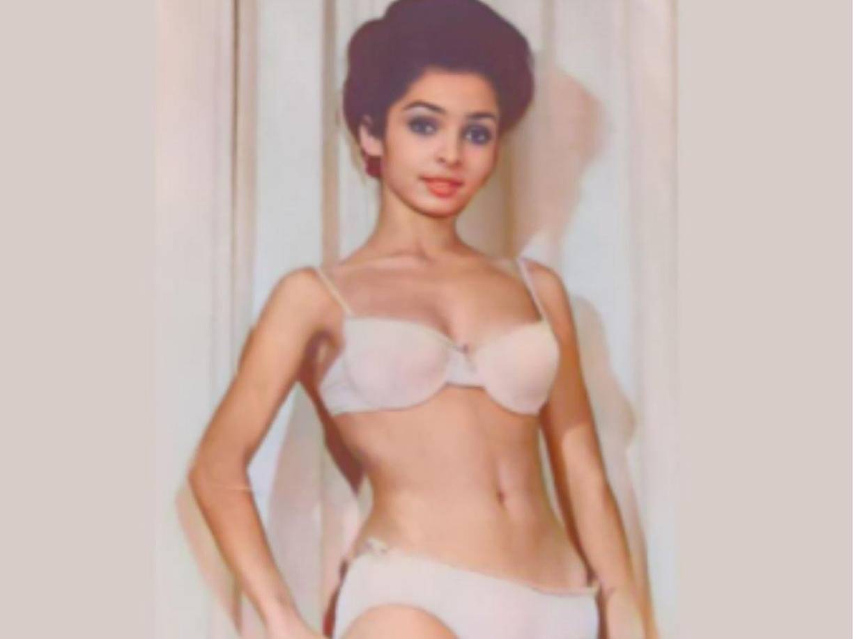 En 1963, Ana Martín se convirtió en la primera mexicana en participar en el certamen de belleza Miss Mundo. Esto catapultó su carrera, ya que fue considerada una de las mujeres más bellas de su época.