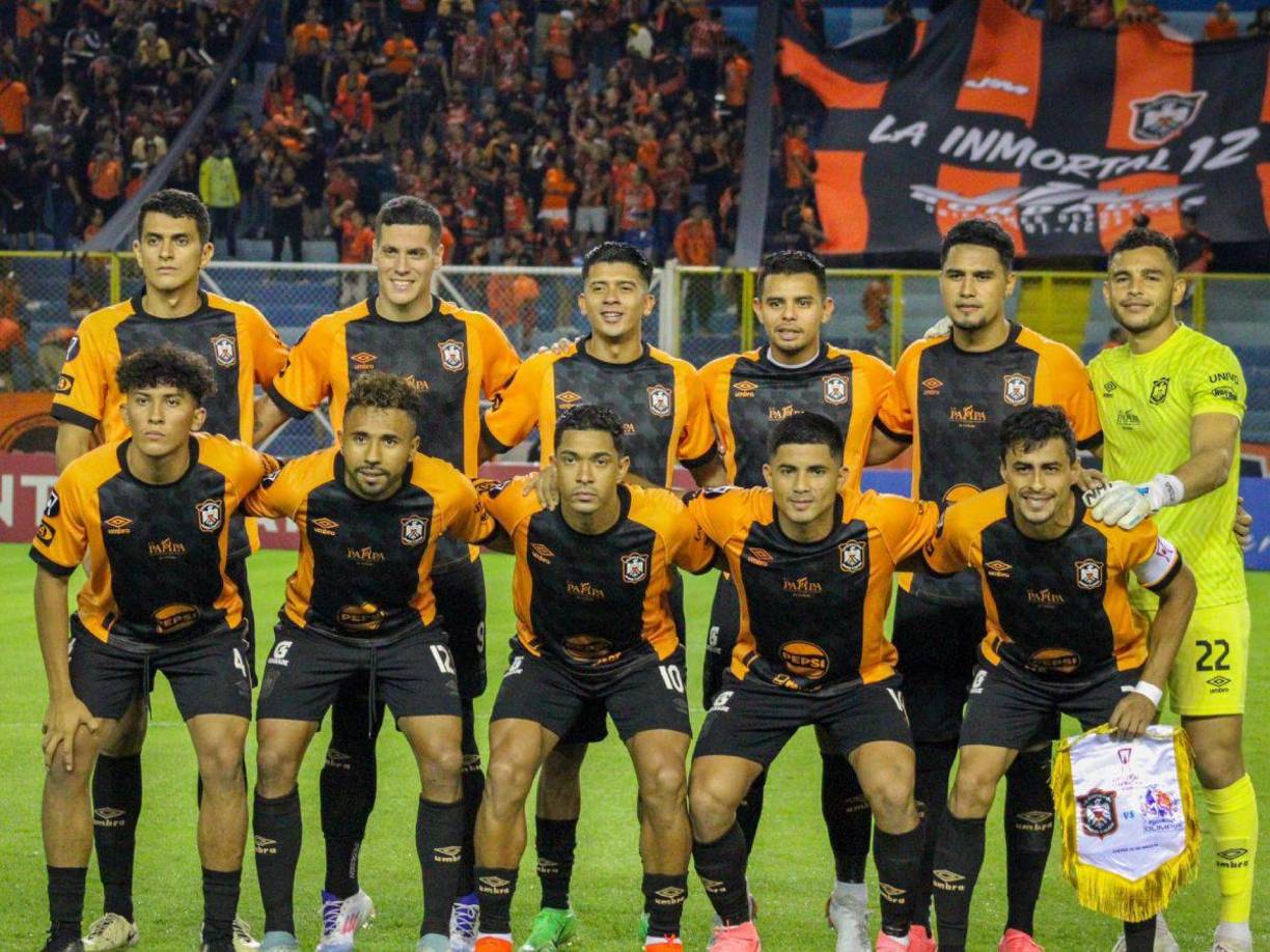 CD Águila (1,077) fue el equipo que más mejoró en la última actualización del ranking, escalando 21 puestos al 68º en general. El equipo salvadoreño, que venció al Olimpia, tuvo un inicio invicto en la Copa Centroamericana con tres victorias y un empate y está empatado por la mejor defensa con un gol permitido.