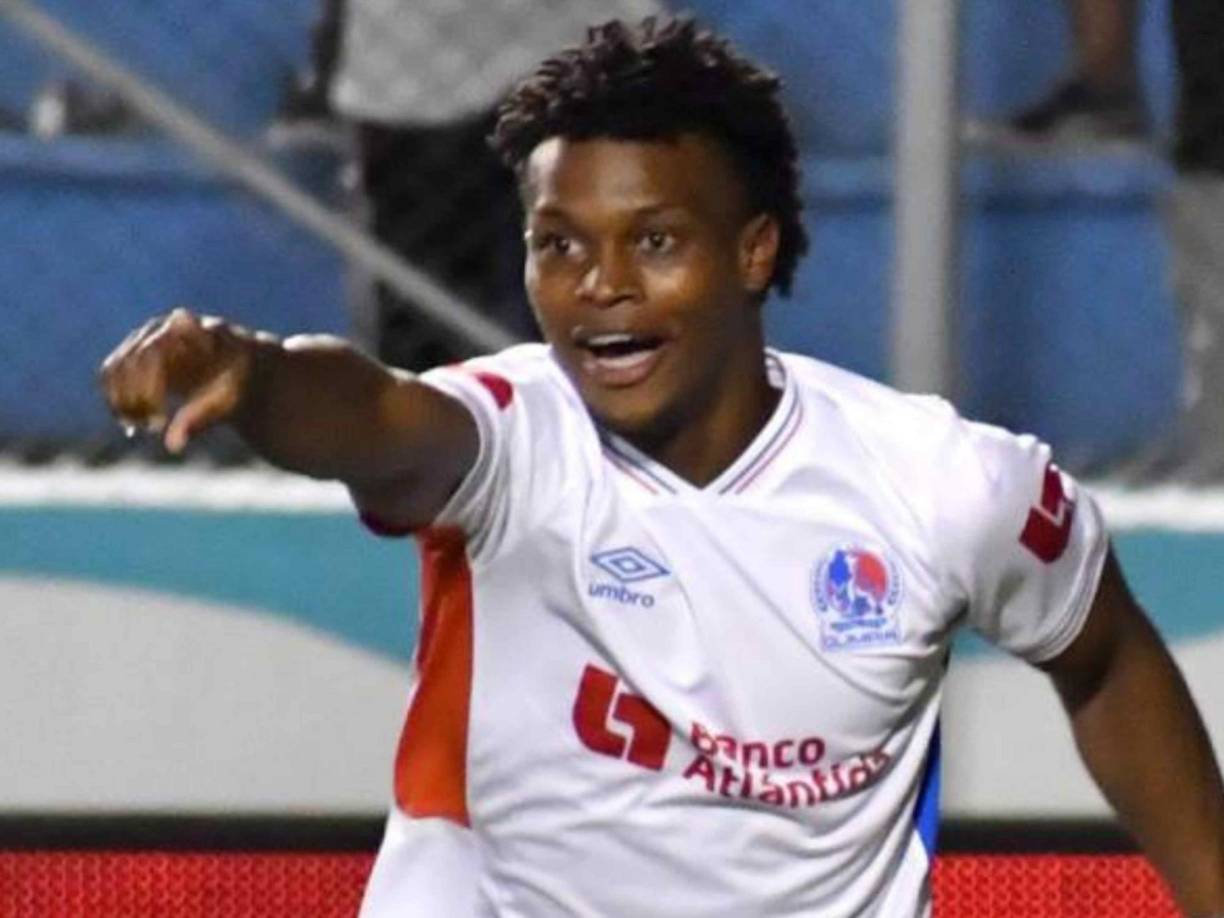 “A eso de la 1:35 de la mañana se nos informó sobre un accidente que se había dado frente a la residencial Alameda. Nosotros nos abocamos y confirmamos que era cierta la información”, señalaron en Tránsito. 