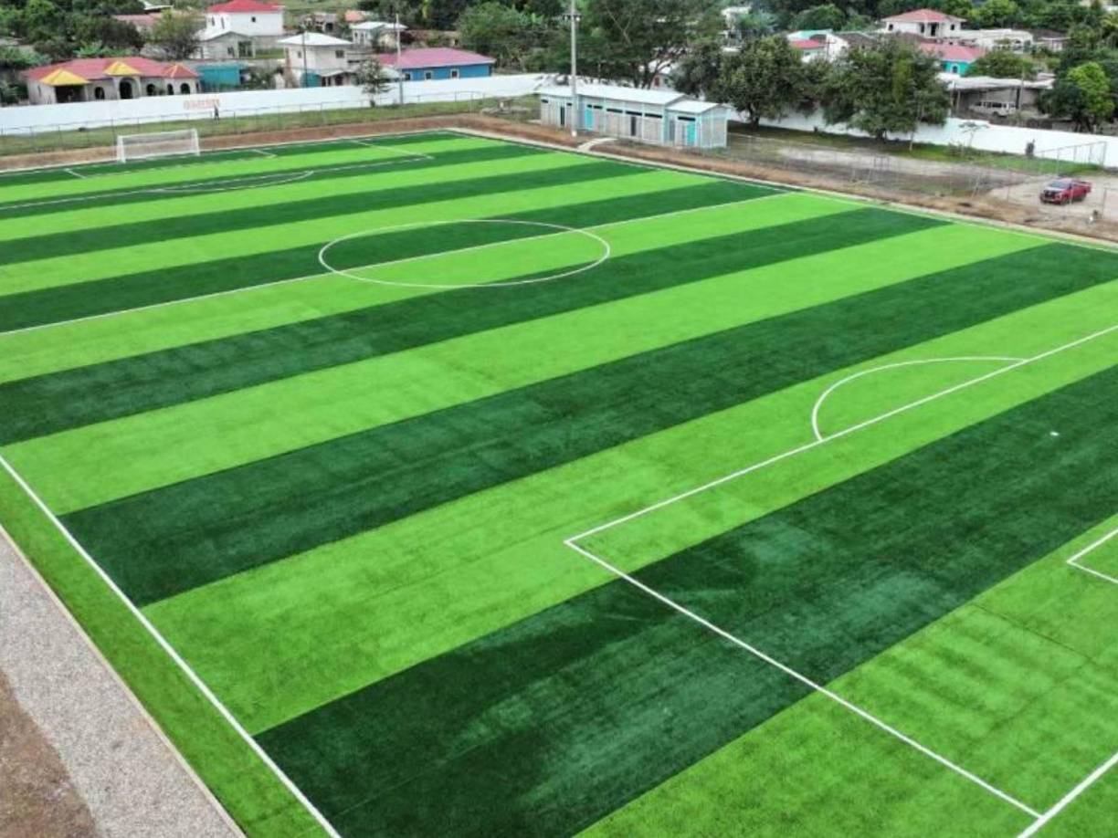 El escenario deportivo fue recientemente inaugurado por el Gobierno de Honduras y se encuentra ubicado en el municipio de San Francisco de la Paz, Olancho.
