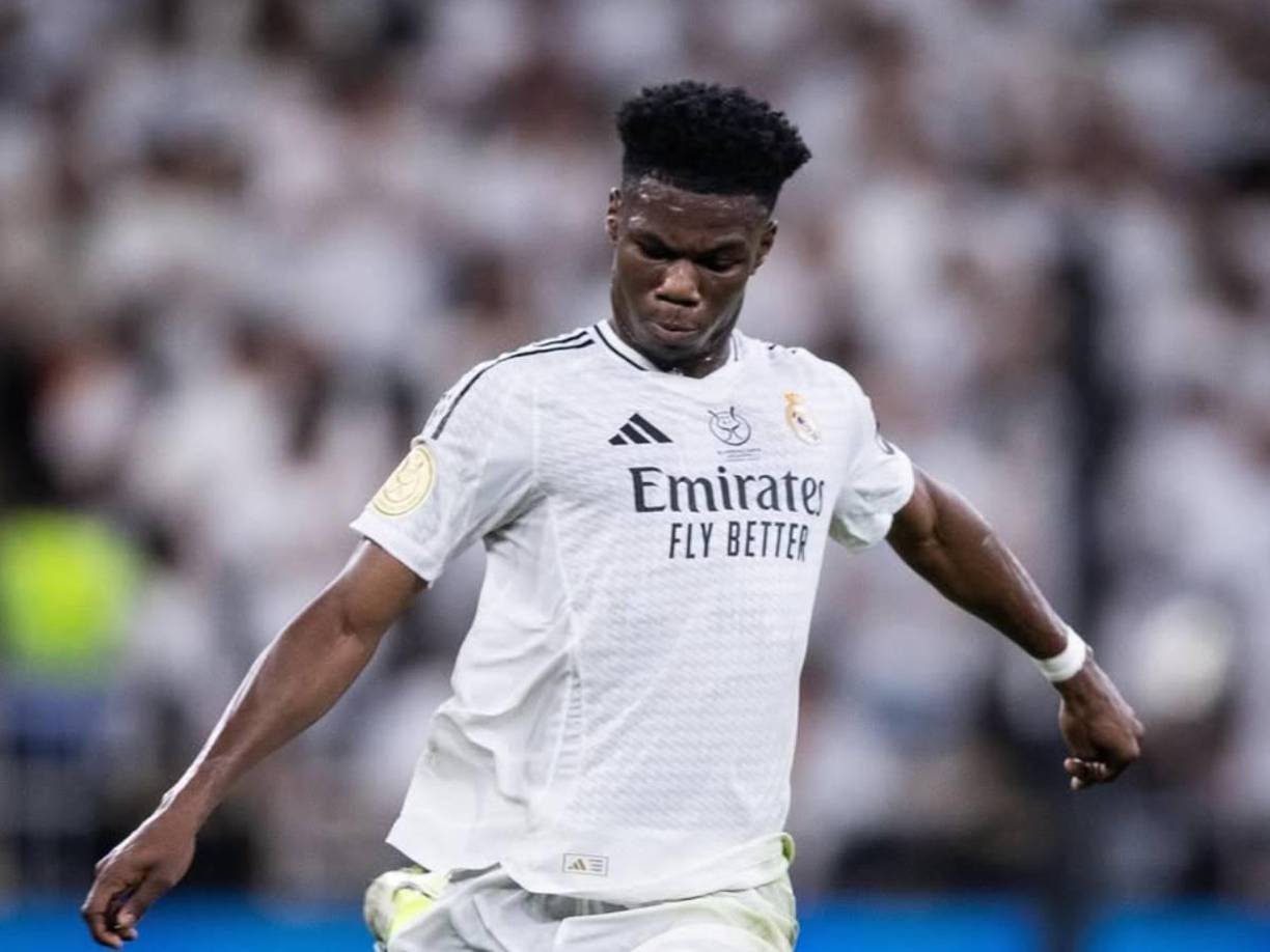 Según ‘Football Insider’, el Manchester City habría ofrecido dinero a Pep Guardiola para que fiche al centrocampista del Real Madrid Aurélien Tchouameni. El internacional francés, de 24 años, también está en el radar del Liverpool de cara al mercado de verano