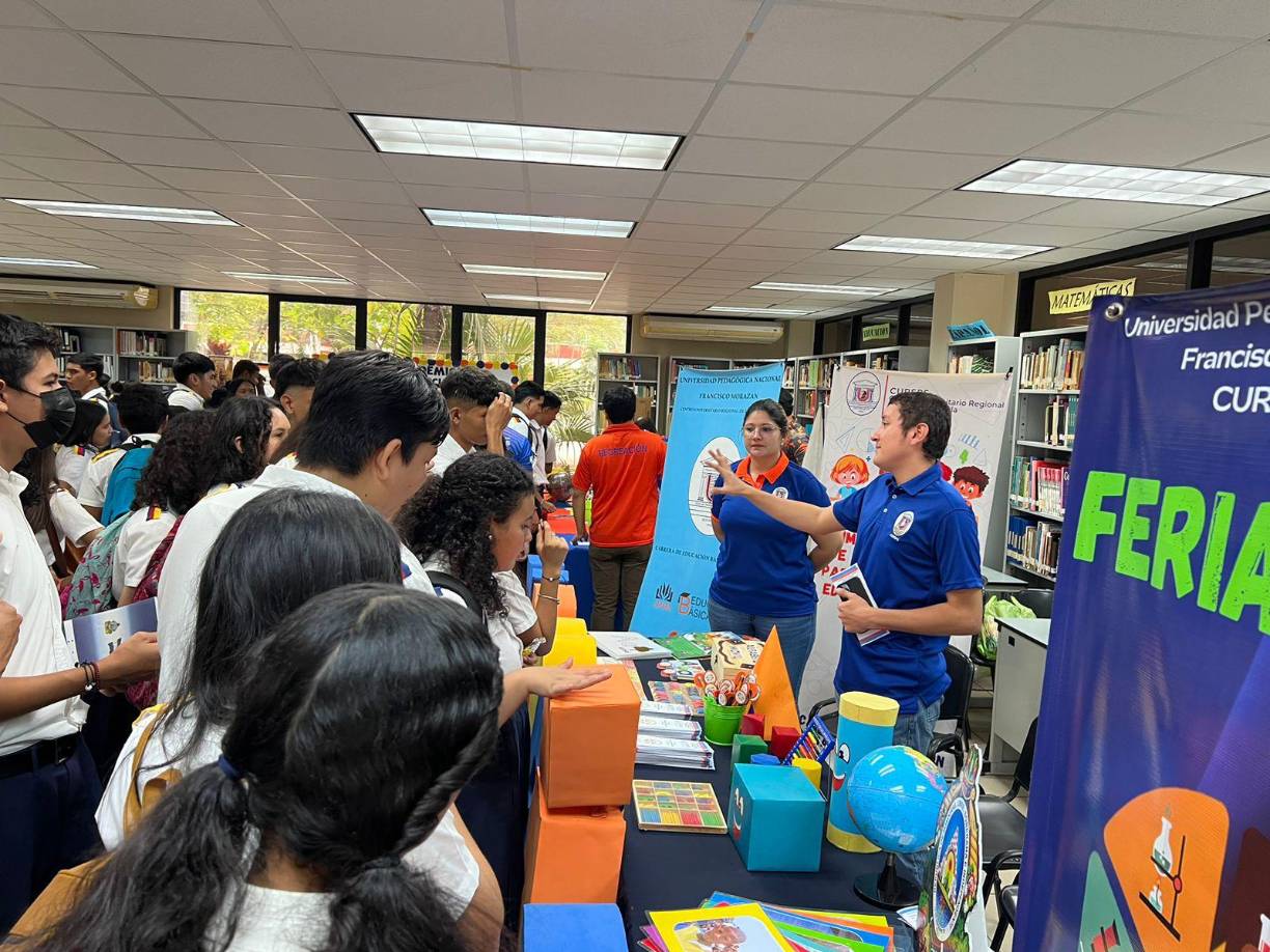 Con esta Feria Vocacional la Upnfm-SPS pretende que los futuros Lobos universitarios puedan encontrar una carrera afín a su gusto y que explote su potencial humano.