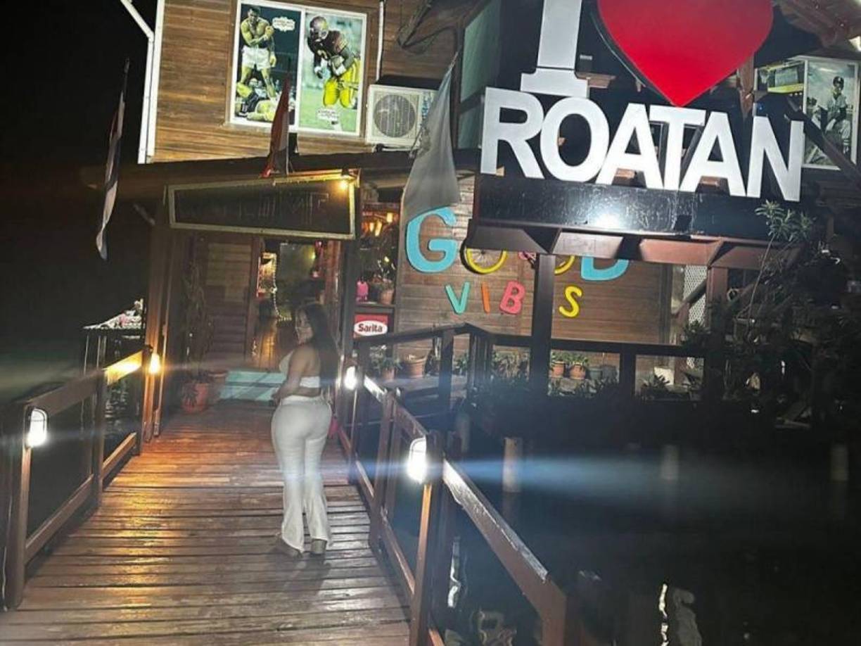 Las indagaciones del Ministerio Público establecen que José Francis Flores Aguirre y su hija Francia Abigaíl Flores en ocho años crearon un patrimonio de al menos 50 casas, tres plazas comerciales y varios negocios con dinero proveniente supuestamente del narcotráfico.