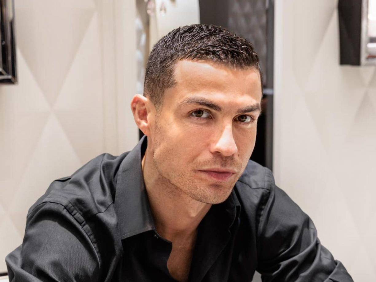 Según la periodista Gema López, Cristiano Ronaldo se habría hecho un retoque estético en sus partes íntimas.