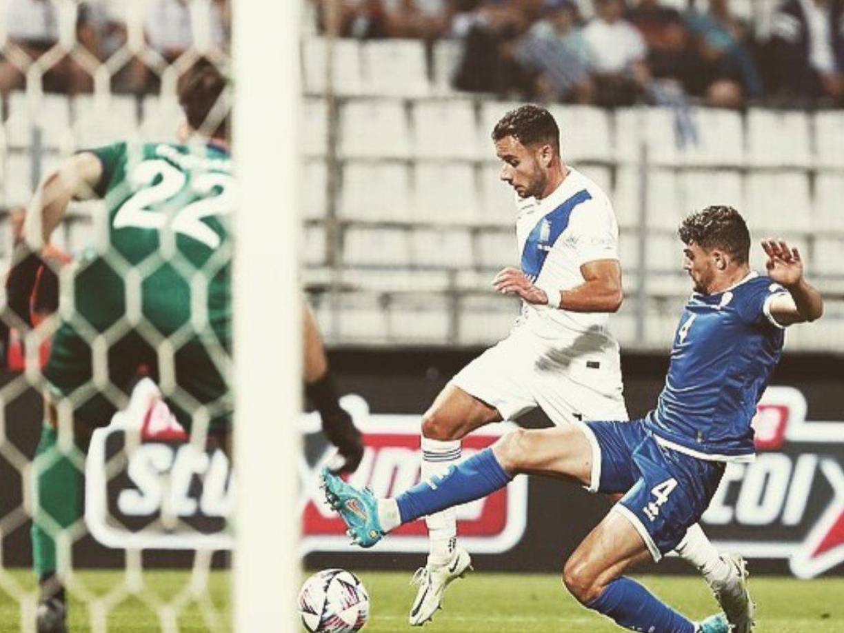 Nacido en Buckingham, Inglaterra, Baldock era internacional con la selección de Grecia, ya que uno de sus abuelos era griego, por lo que tenía derecho a lucir la camiseta de este país.