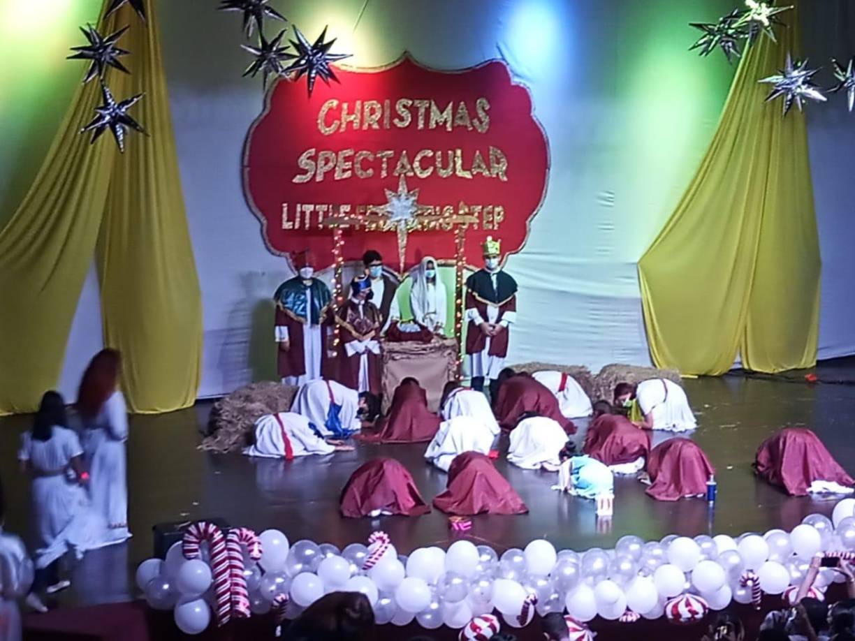Little Feet &amp; Big Step y su musical “Christmas Spectacular”