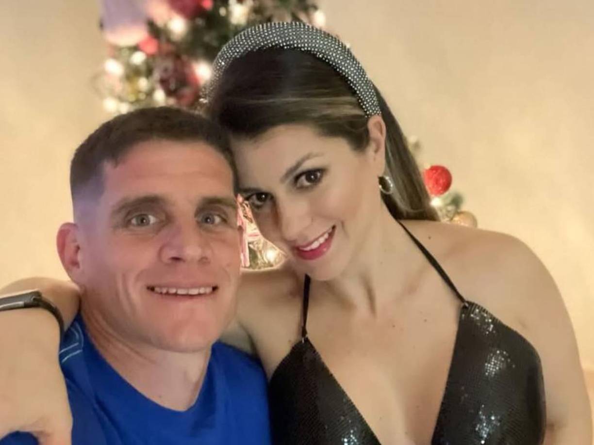 Ella es Ana Amelia Lencina, esposa del portero de Motagua, Jonathan Rougier. Ya son varios años de relación y tienen una hermosa familia.