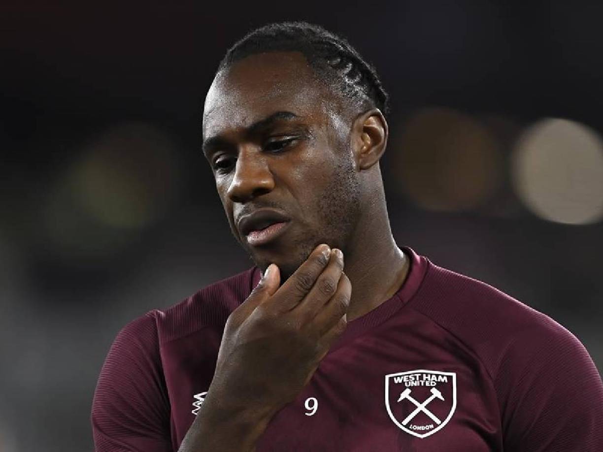 Tras difundirse la noticia del accidente, varios clubes rivales empezaron a publicar mensajes en los que enviaban “buenos deseos” para el jugador y sus allegados.