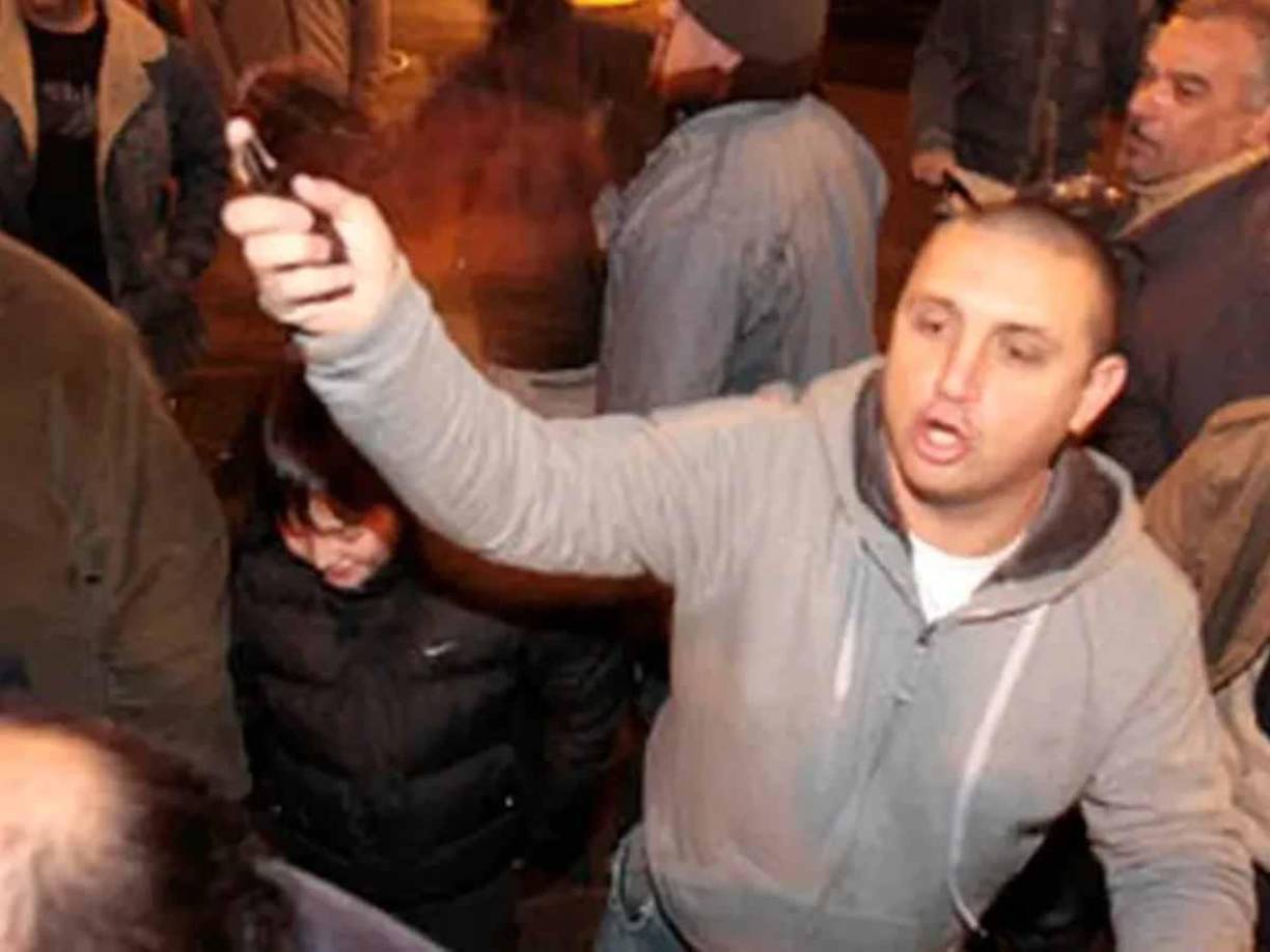 En tanto, una de las últimas veces fue fue detenido fue en diciembre de 2023, cuando el fiscal Miguel Moreno lo acusó de integrar una presunta asociación ilícita con dirigentes de la Uocra.