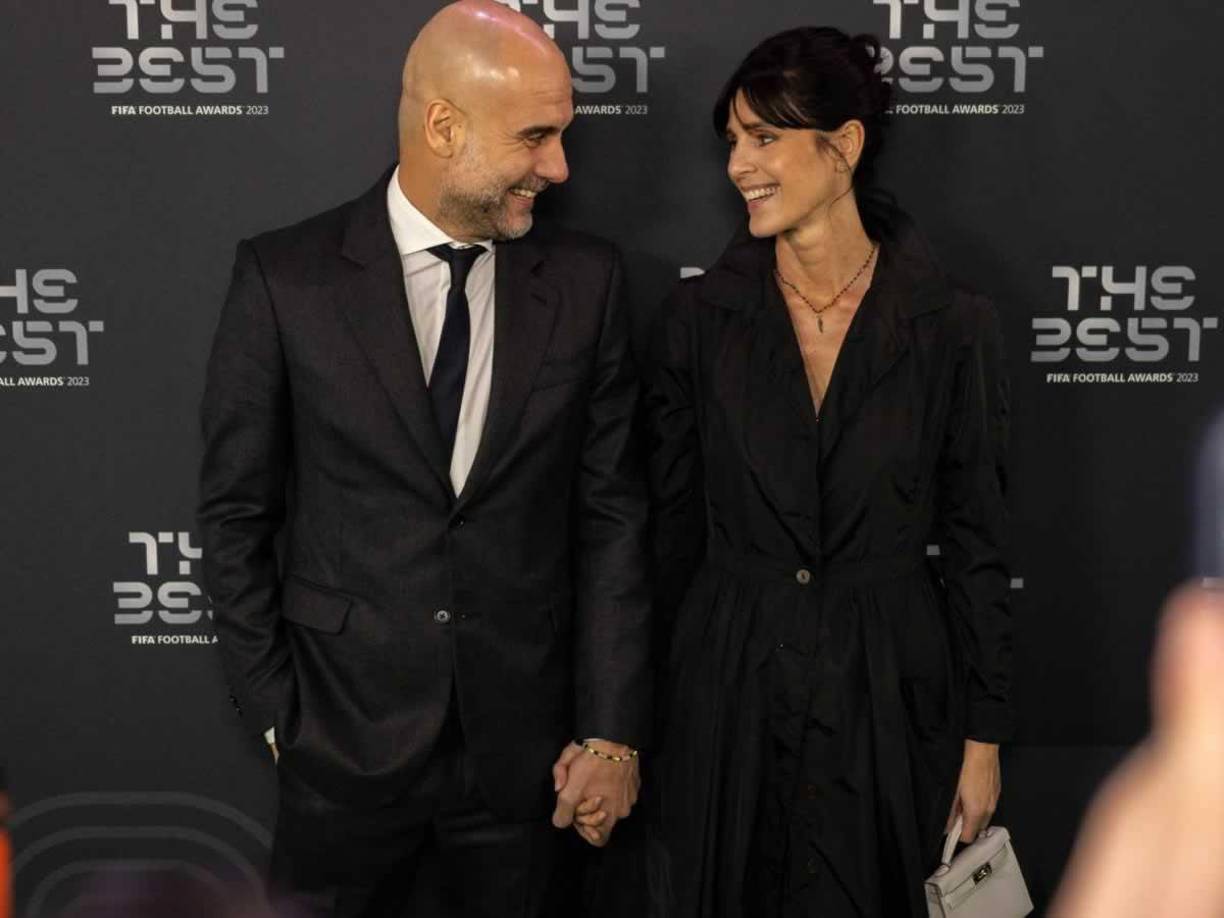 Según parece, la mujer del entrenador catalán le achacaba que destinara tantos esfuerzos en su proyecto profesional y sentía la necesidad salir de Manchester.