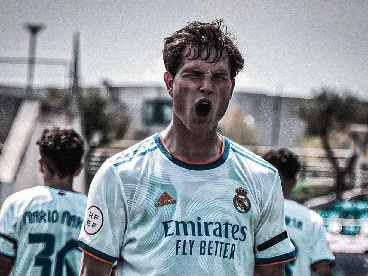 Juanmi Latasa: Delantero que no entra en los planes de Ancelotti en el Real Madrid para la próxima campaña.