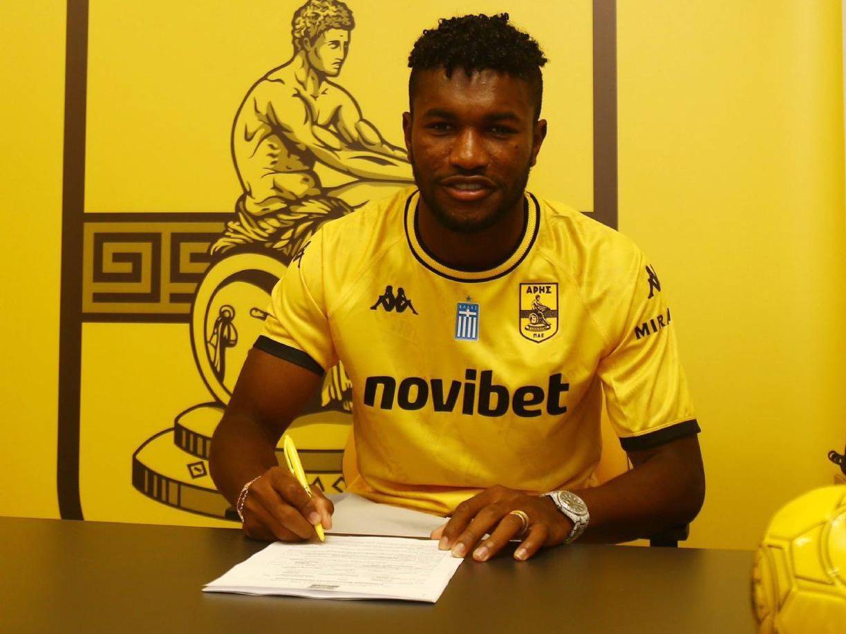 El centrocampista ecuatoriano José Cifuentes es nuevo jugador del Aris Salónica de Grecia, llega procedente del Rangers.