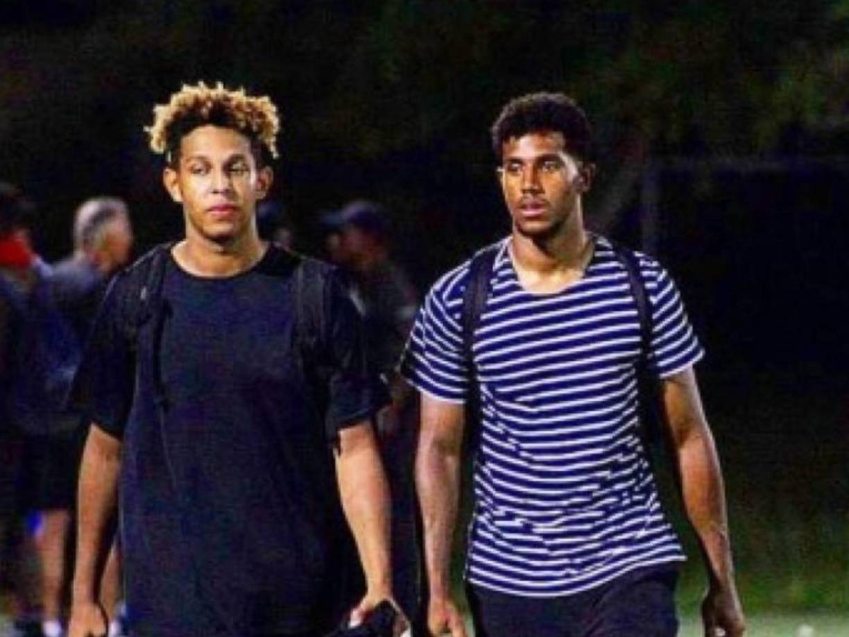 André y Carlos Jr, hijos de Pavón, en su momento llegaron a jugar al fútbol...