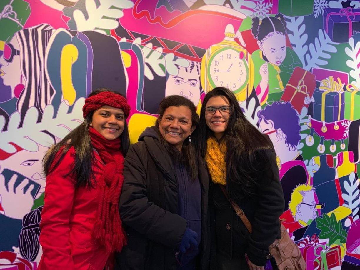 Sampedranas triunfan con su talento en universidades de EEUU