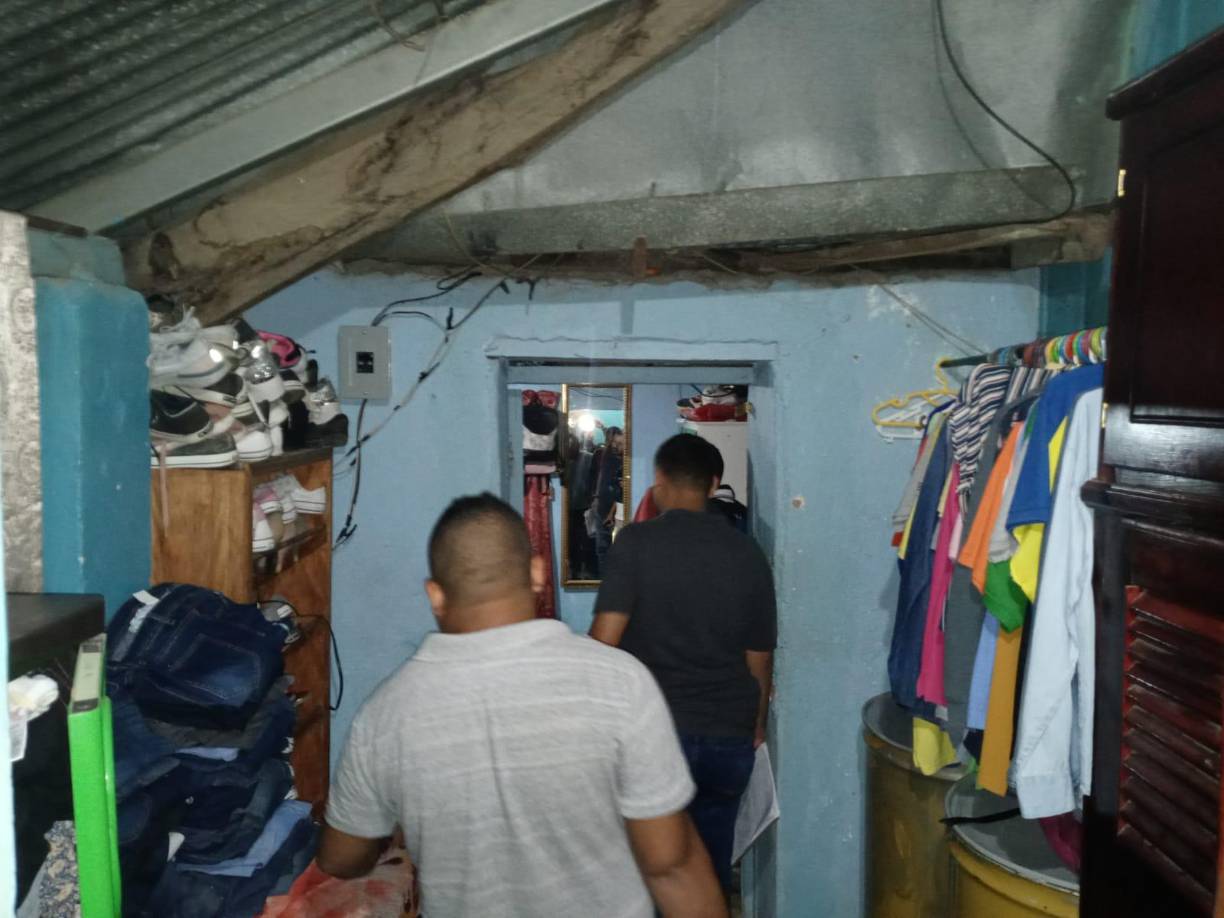 El hombre, esposo de Mariana, fue identificado como Melvin Mauricio Zaldívar Hernández (43). 