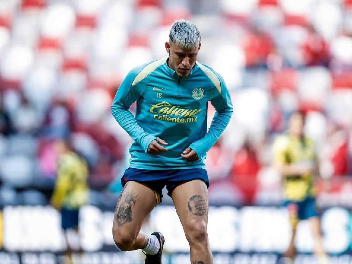 Por el momento, el jugador no le ha respondido, mientras sigue disfrutando de sus vacaciones tras salir campeón.