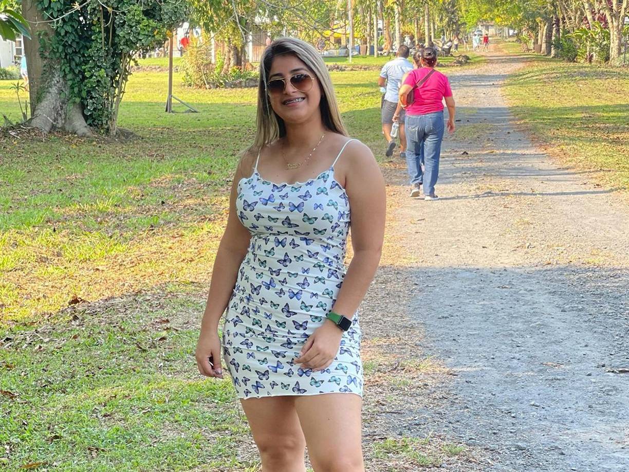 Ana Reyes viene de una familia futbolera. Su padre fue jugador, su tío es el entrenador Mauro Reyes del Honduras Progreso y su novio es Selvin Guevara del Marathón.