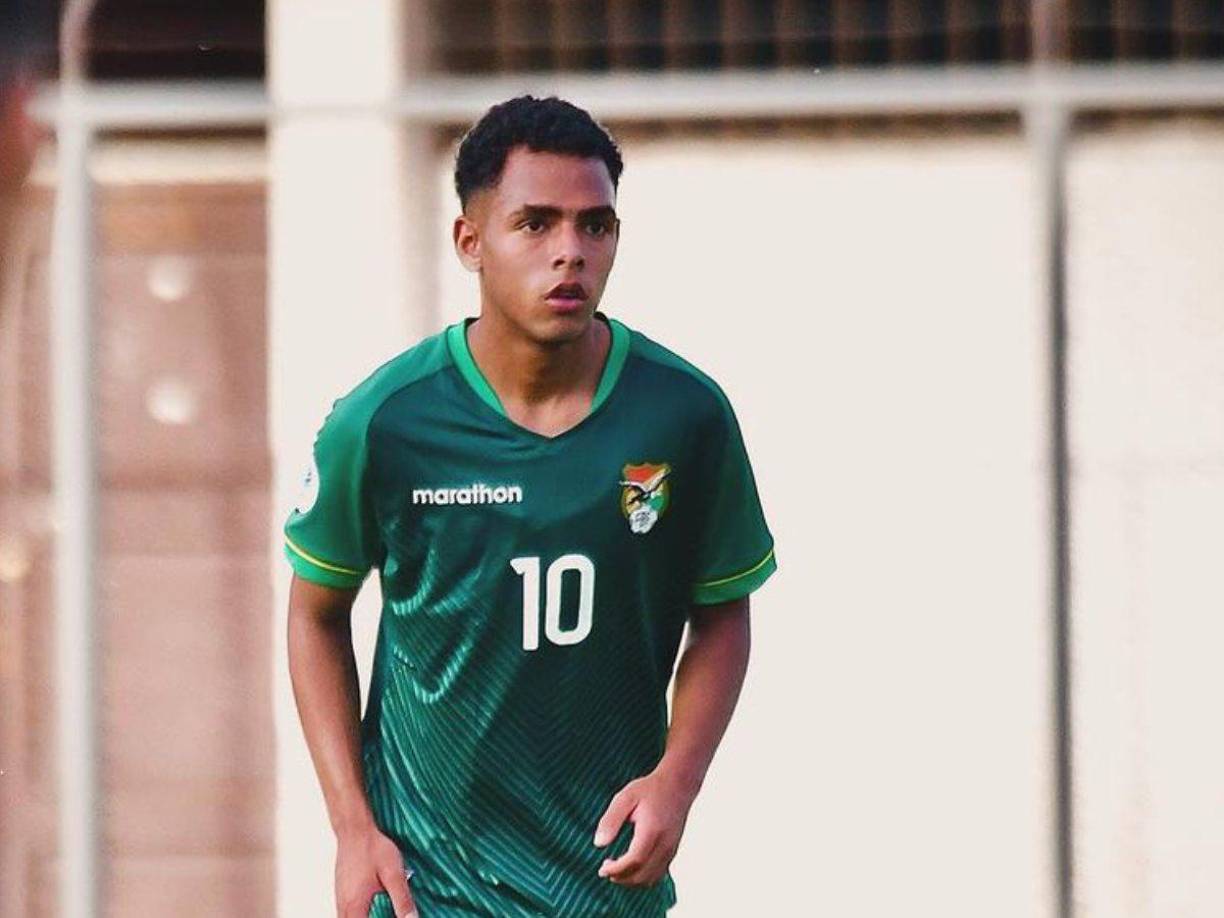 Moisés Paniagua de Bolivia es el futbolista que no podrá estar en la Copa América 2024 por culpa de sus padres. 