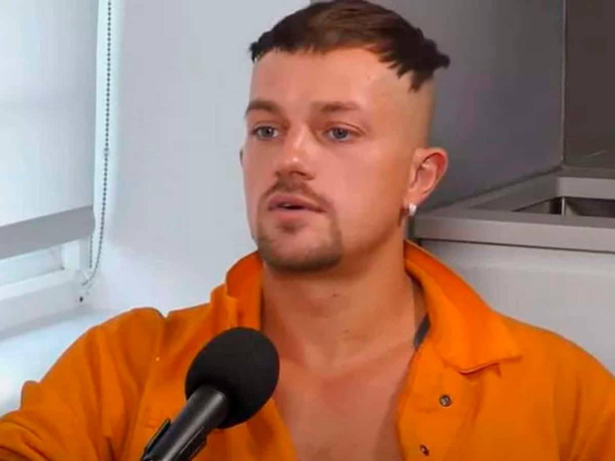 La carrera deportiva del británico comenzó a tambalear después de abandonar el Crystal Palace. “Si me hubiera quedado con ellos podría haber estado ganando mucho más jugando al fútbol”, afirmó en una entrevista con el podcast Anything Goes de James English en julio del 2022. 