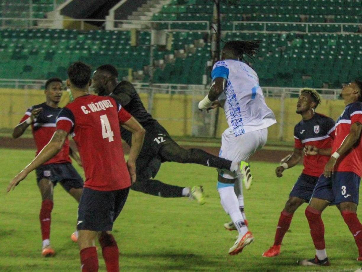 Prensa hondureña arremete contra la selección de Honduras tras el partido disputado ante Cuba en República Dominicana. 