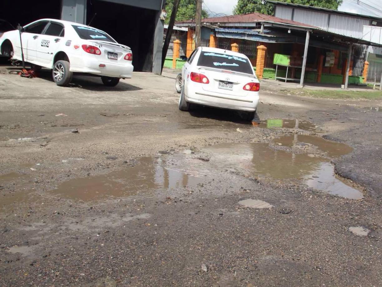 Hay otros detalles también que rodean el compromiso y que la Alcaldía de San Pedro Sula que comanda <b>Roberto Contreras</b> ha comenzado a ejecutar, como reparar los accesos al estadio Olímpico ya que producto de las lluvias que han azotado la ciudad las calles se han deteriorado.