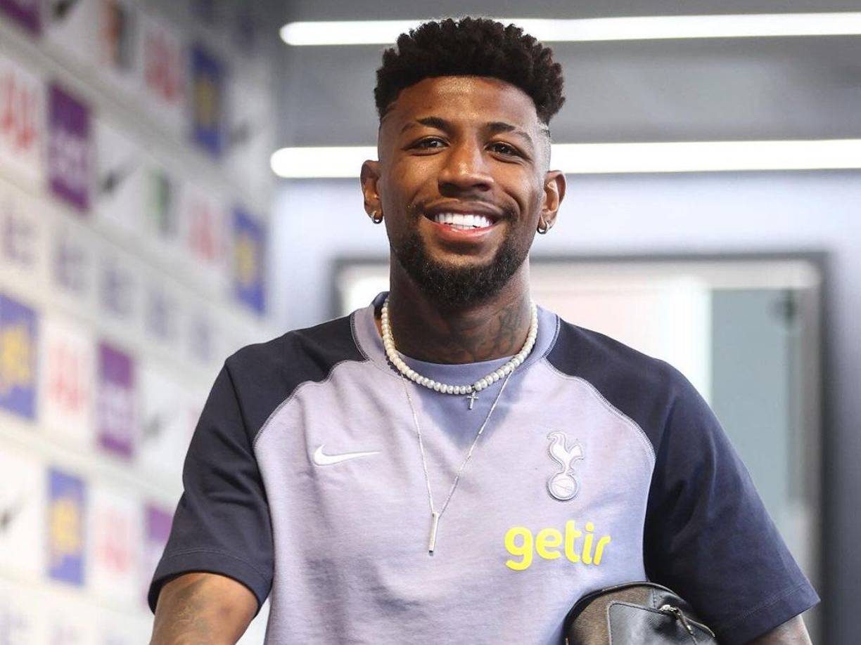 Emerson Royal podría salir del Tottenham este verano en busca de los minutos que se le están negando en los spurs desde la llegada de Pedro Porro. El Milan está interesado en él y al brasileño le agrada el interés. 