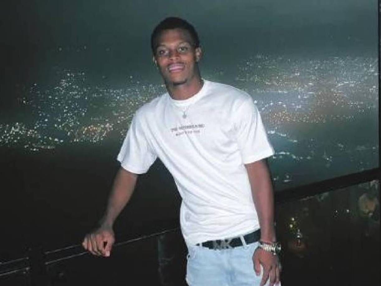 ¿Quién era Demetri Gordon? Nacido el 24 de octubre de 2003 en Islas de las Bahía, el joven delantero ya había cumplido el sueño de debutar en Liga Nacional con la camiseta de los leones.