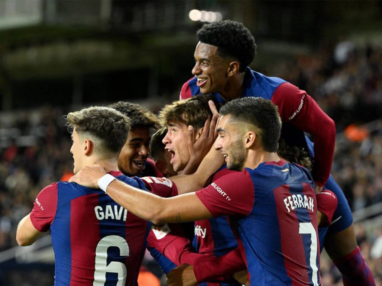 Tiene apenas 17 años de edad y es otro producto de La Masía.